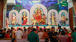 Hindu devotees flock to temples on Saptami