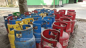 Bangladesh slashes 12kg LPG price by Tk 91 for August