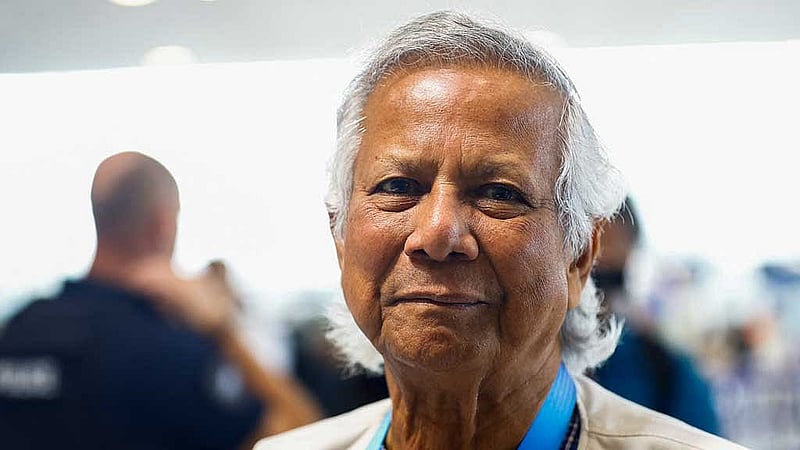 Former chief advisor Yunus departs Bangladesh for France