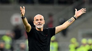 Pioli returns to take charge of Fiorentina on three-year deal