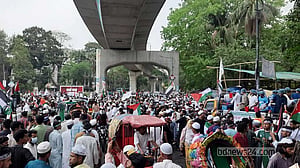 'March for Gaza': Law enforcers on alert as crowds converge on Dhaka's Suhrwardy Udyan