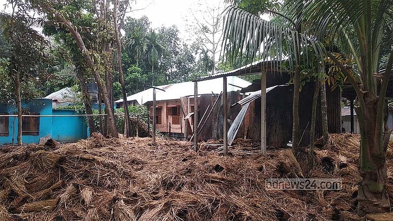 Straw shed at BCL leader Saddam’s Panchagarh home burnt in midnight blaze