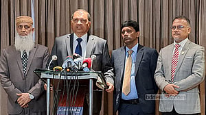 Bangladeshi pilgrims will again travel under the Makkah Route Initiative this year, says Immigration DG