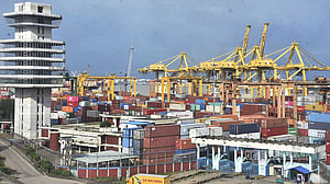Container pile-up at Chattogram port raises capacity concerns