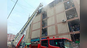 Firemen tame flames at Gulistan's Sundarban Square Market