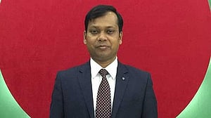 Sarwar replaces Mahbub as Sylhet DC amid Sada Pathar controversy