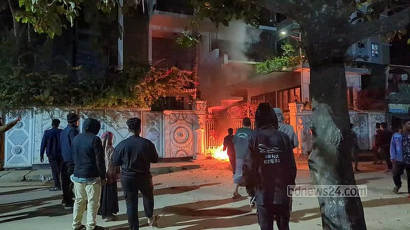 Former minister Bir Bahadur’s house torched in Bandarban