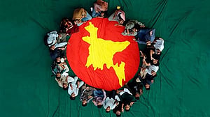 Dhaka University celebrates Victory Day with songs, films, plays