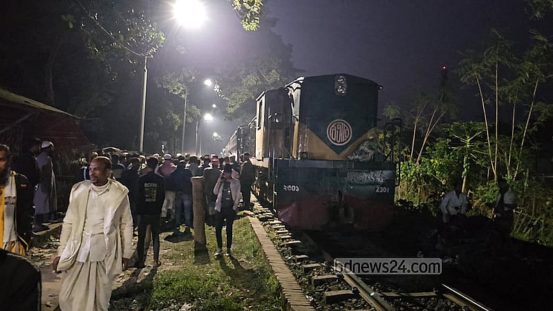 Dhaka-Mymensingh rail services resume after three-hour halt due to train engine failure