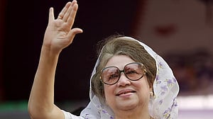Khaleda Zia to be buried with state honours, bags banned at funeral prayers