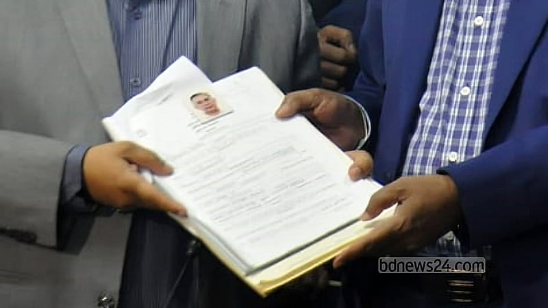 Over 2,500 candidates enter the fray in a political carnival for parliamentary elections