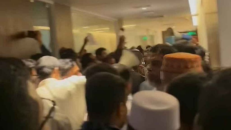 Secretariat staff call off sit-in after assurance of government order on allowance