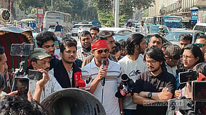 Hadi shooting: Student group blocks Shahbagh intersection demanding home advisor’s resignation