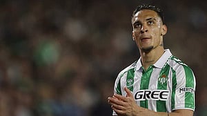Betis winger Antony cleared to face Real after red card overturned