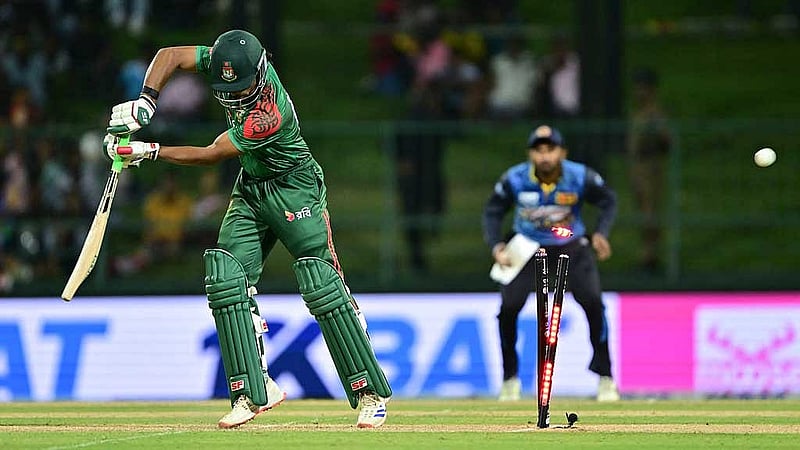 Bangladesh collapse in decider as Sri Lanka cruise to series win