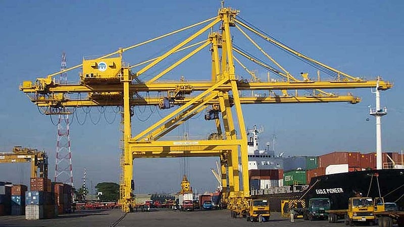 Govt hands reins of Ctg port's New Mooring Terminal to Navy, eyes DP World for long term