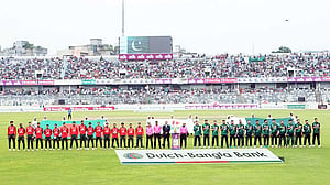 Mirpur’s pitch “simply unacceptable”, Pakistani coach Mike Hesson says