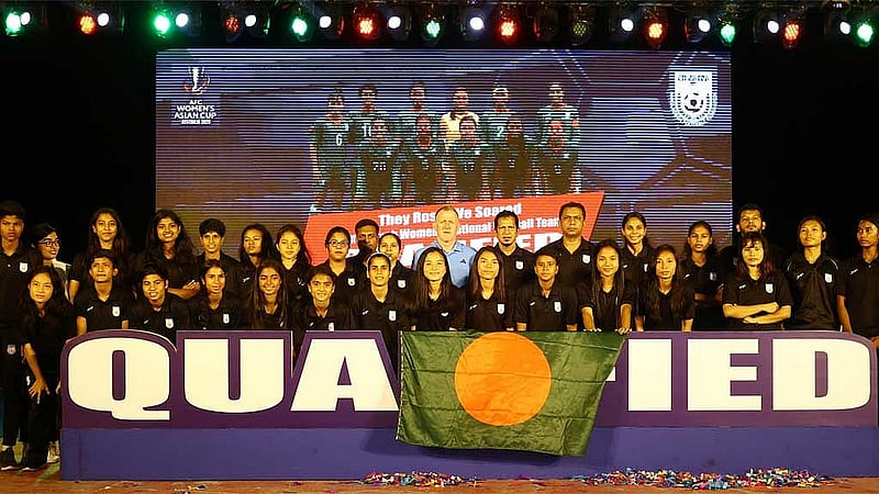 Youth advisor announces Tk 5mn reward for Bangladesh women football team