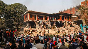 Yunus avoids direct answer on Bangabandhu’s house demolition, says ‘things have calmed down’