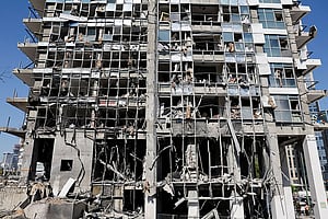 Tel Aviv buildings demolished by Iranian missiles