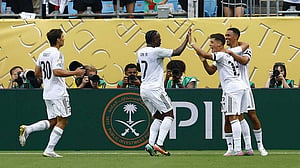 10-man Real Madrid defeat Pachuca for first win of Club World Cup