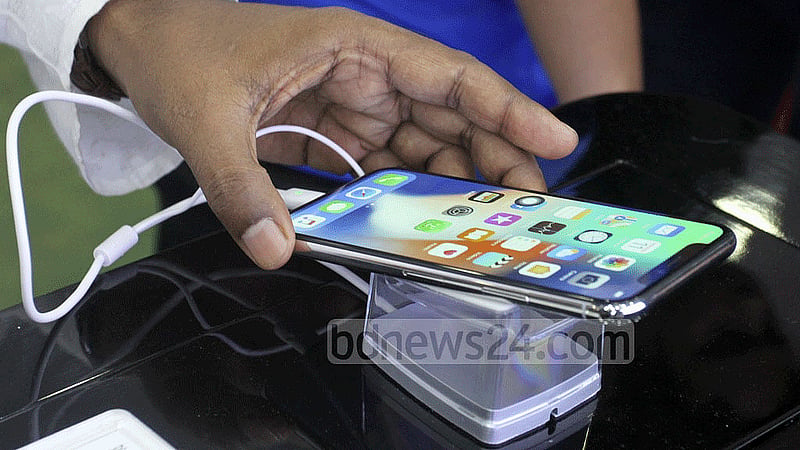 BMET cardholders allowed to import two duty-free phones each year