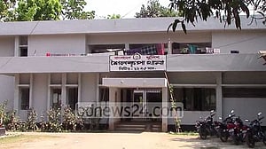 Two farmers dead, four others injured in Jhenaidah thunderbolts