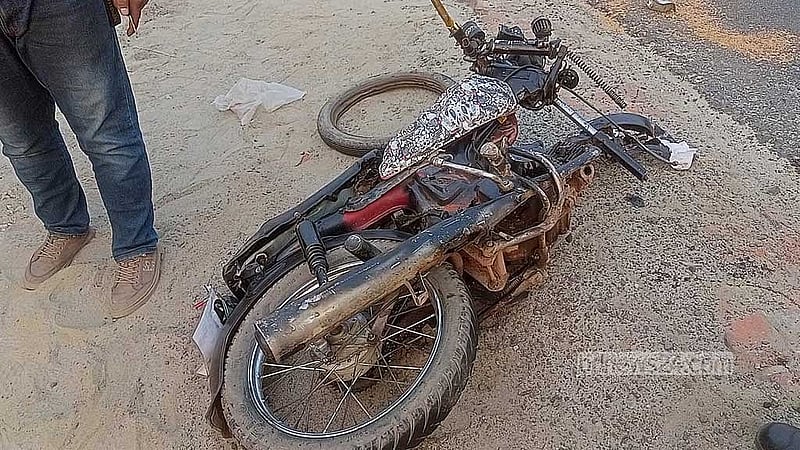 2 die as vehicle rams motorcycle in Tangail