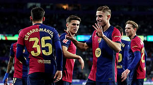 Barca keep title bid on track with 2-1 comeback win at Valladolid