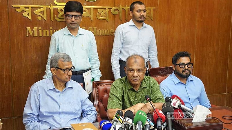 Public Service Ordinance up for discussion, says home advisor amid workers’ protests