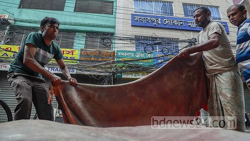 Govt hikes cowhide prices by Tk 5 per sq ft ahead of Eid