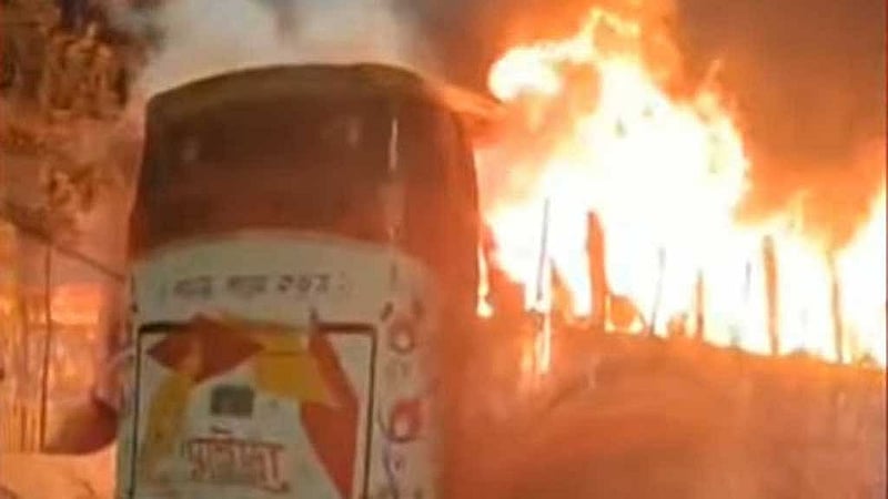 Fires on 3 buses in Dhaka overnight