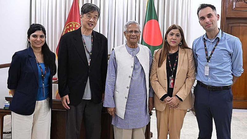 Yunus urges ‘better’ healthcare, cancer awareness cooperation between Bangladesh and Singapore