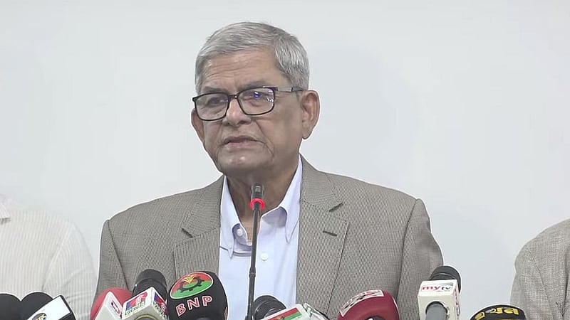 Khaleda Zia in no condition to travel overseas for treatment, says Fakhrul