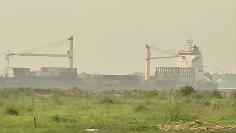 Bangladesh weighs gains against public anger over Danish deal at Laldia terminal