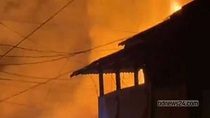 Fire destroys 15 shops in Lakshmipur