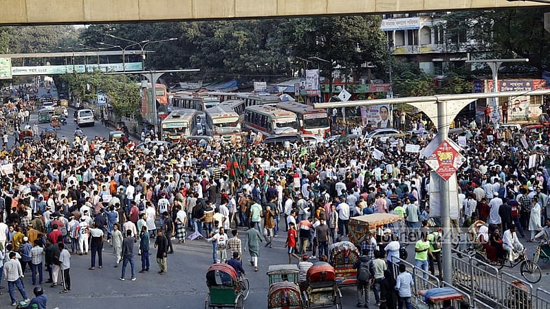 Protesters clear Shahbagh, deadline government over Barishal-Bhola bridge