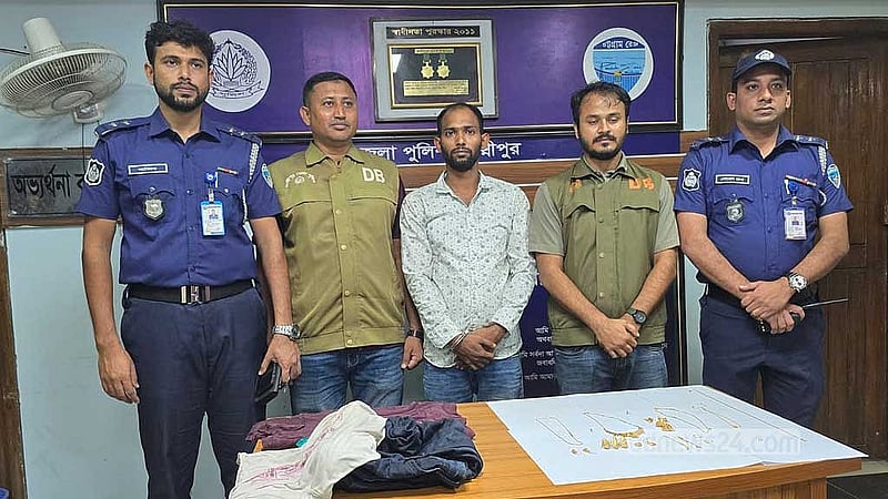Key suspect arrested in mother and daughter killing over gold in Lakshmipur
