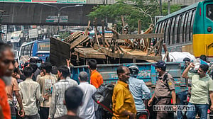 Eviction drive on Dhaka footpaths