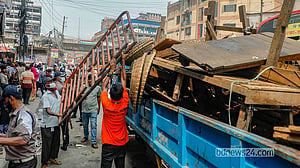 IPD warns hawker eviction drives in Dhaka won’t last without structural reforms