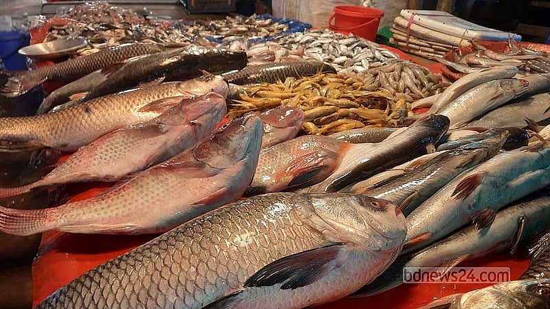 Price of staples soars as oil crisis disrupts supply to Dhaka markets