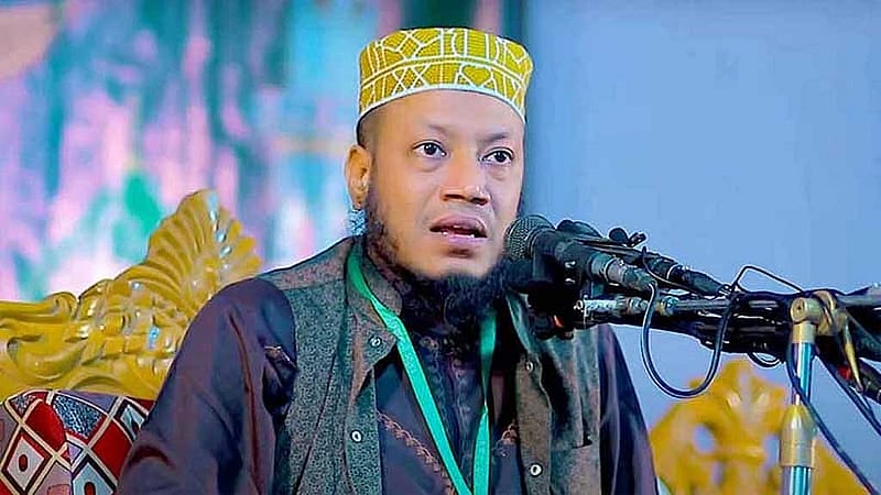 Arrest warrant issued for Amir Hamza over ‘derogatory’ remarks on energy minister