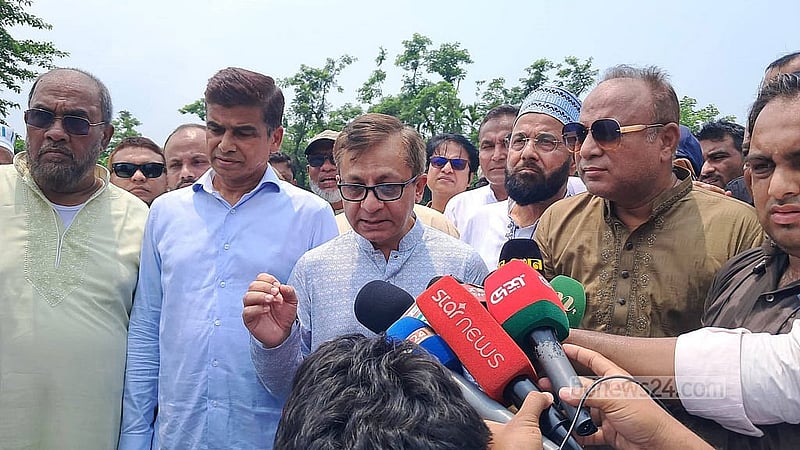Bangladesh floats tender for third LNG terminal as gas import disruption fuels power cuts
