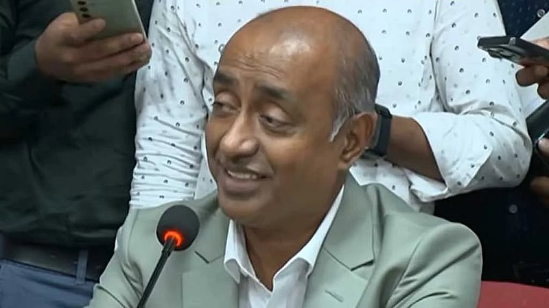 Law minister sees 'no breach' of law in Humaiun Kobir’s ‘British citizenship’ row