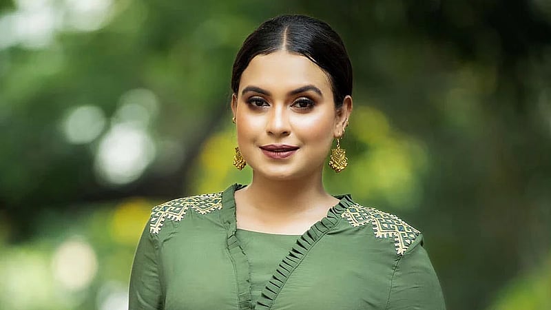 Model Ridika Ridi found dead at Bashundhara home