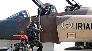 Iranian official urges Qatar to move detained pilots to hospital on land