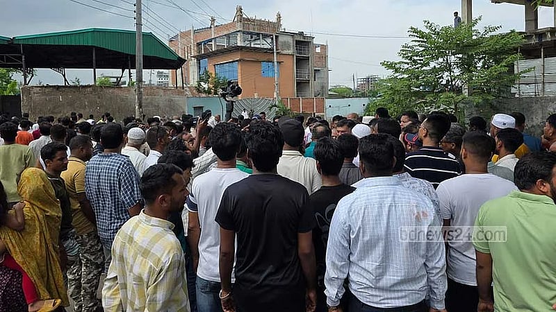 Clashes erupt in Uttarkhan between sanitation workers and locals