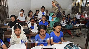 14,000 selected as primary teachers after fast-track exams
