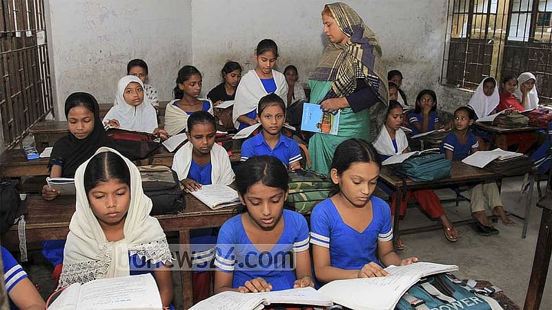 14,000 selected as primary teachers after fast-track exams