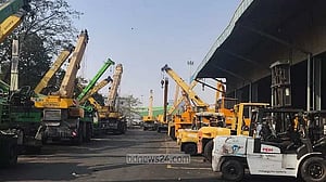Workers at Ctg Port go on indefinite strike over NCT lease